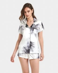 Bluebella shop 11 Bluebella - US Camille Luxury Satin Short Pajama Set White/Black